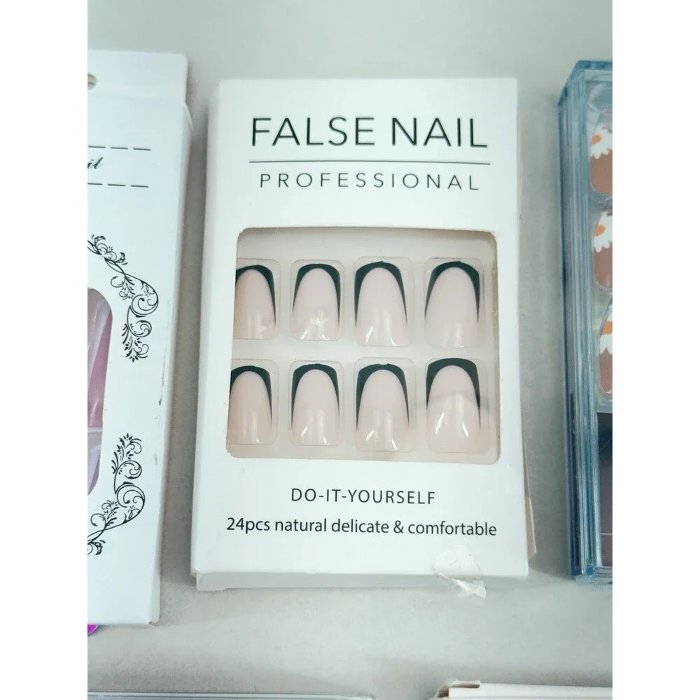 Professional False Nails - Press on Nails, Long, with Glue, color White and Red. - Picture 8 of 12